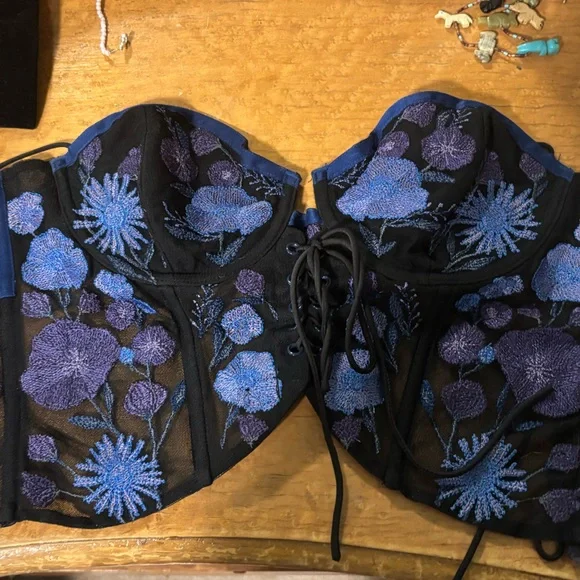 For Love And Lemons Black and Blue Floral Lace-Up Bustier - Picture 7 of 8